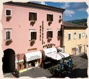 Hotel Centrale Cascia Exterior foto